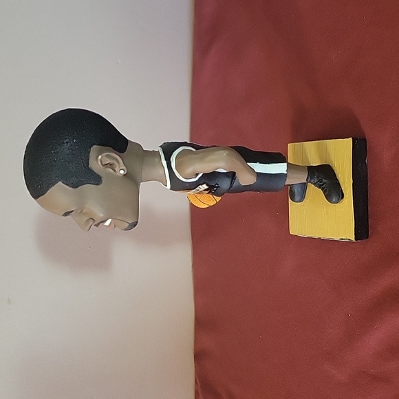 CHRIS WEBBER - Center Court Restaurant Promotional Bobblehead Sacramento, CA - Picture 2 of 7